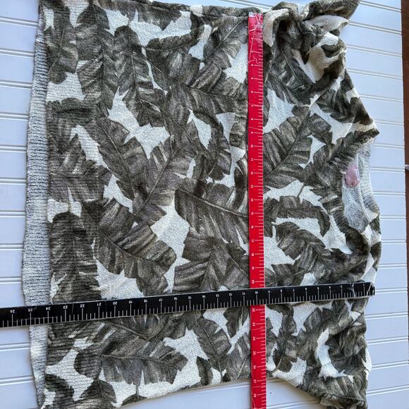 Show me your MuMu Woodsy Majestic Palm Knit size M lite sweater Oversized - Picture 9 of 10